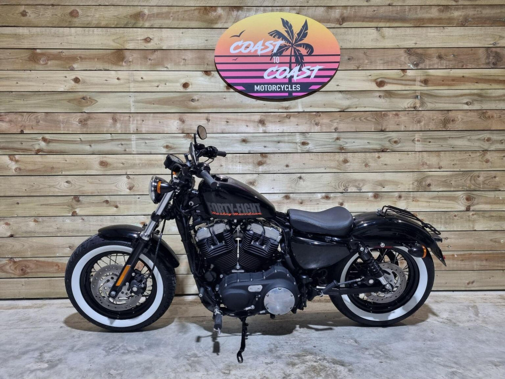 HARLEY-DAVIDSON Sportster