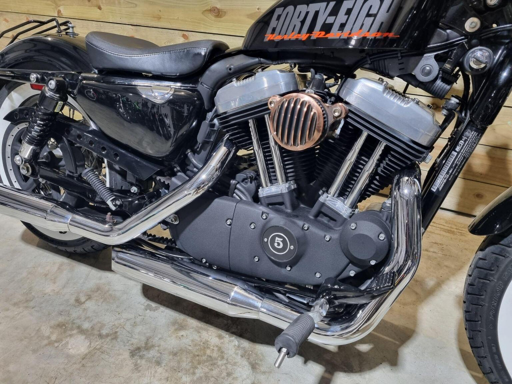 HARLEY-DAVIDSON Sportster