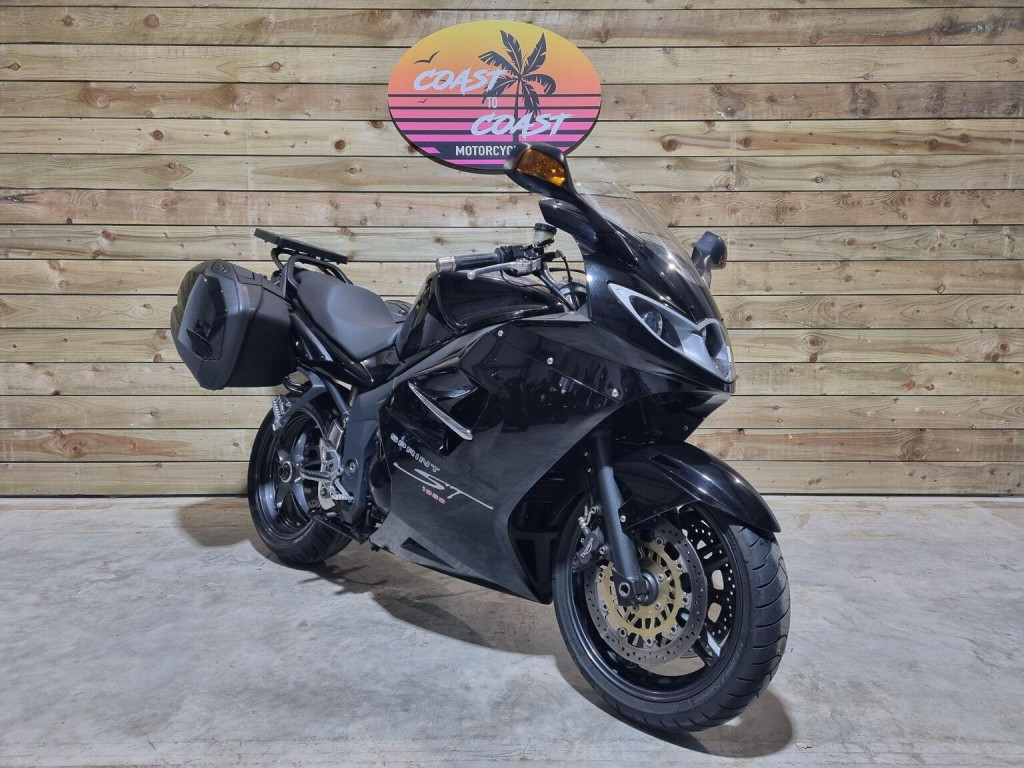 TRIUMPH SPRINT ST 1050