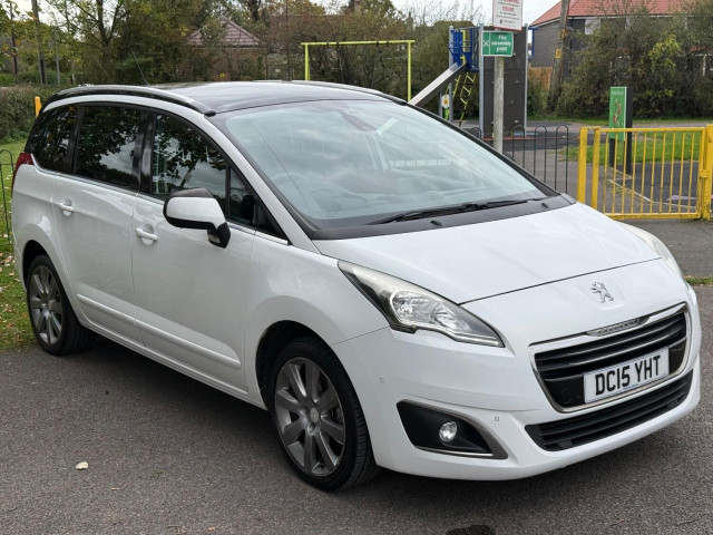 PEUGEOT 5008 1.6 BlueHDi Allure
