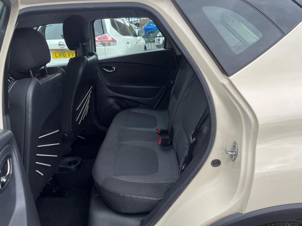 RENAULT CAPTUR