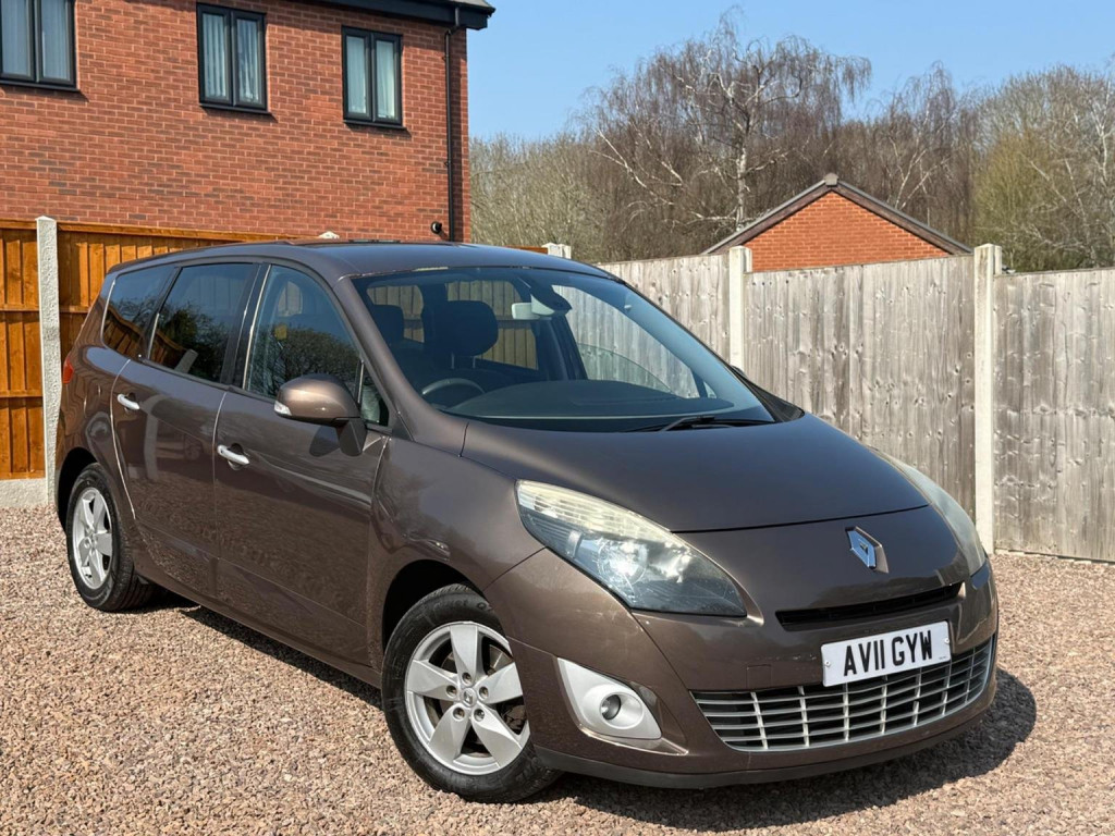 RENAULT GRAND SCENIC 1.5 dCi Dynamique TomTom Euro 5 5dr