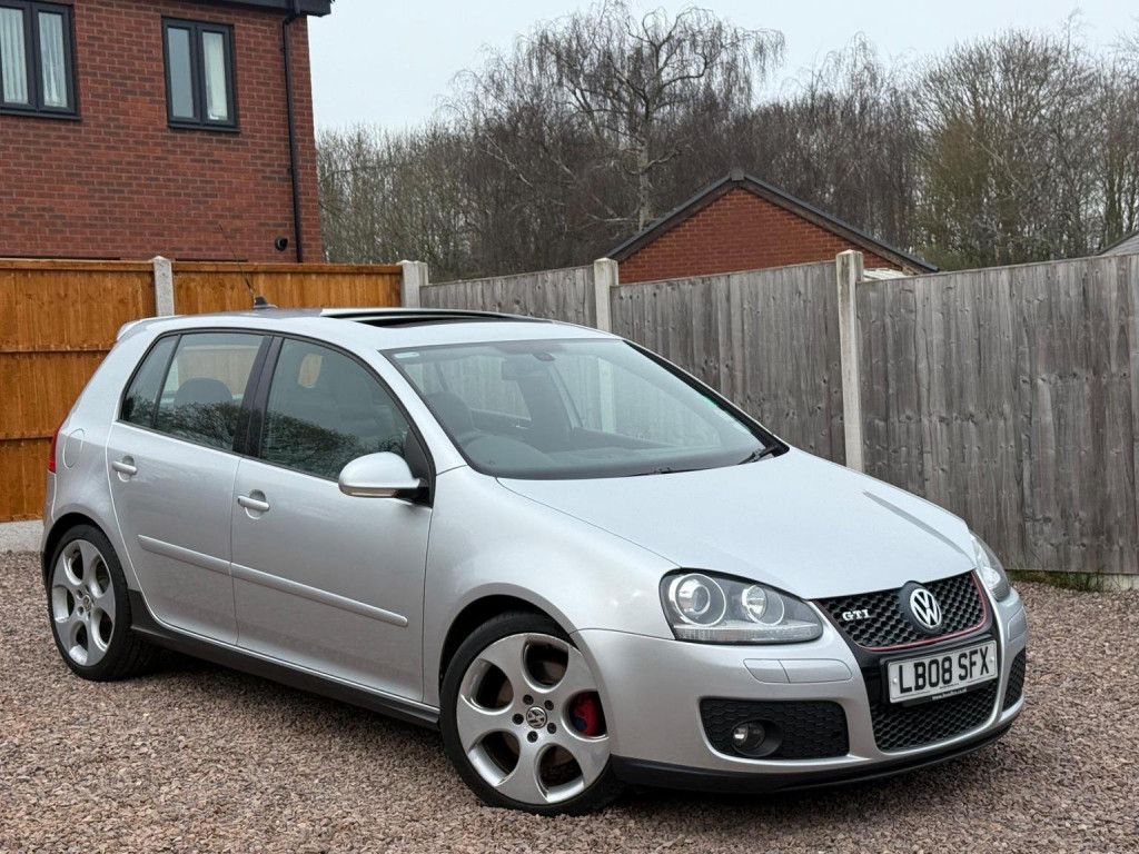 VOLKSWAGEN GOLF 2.0 TFSI GTI DSG 5dr