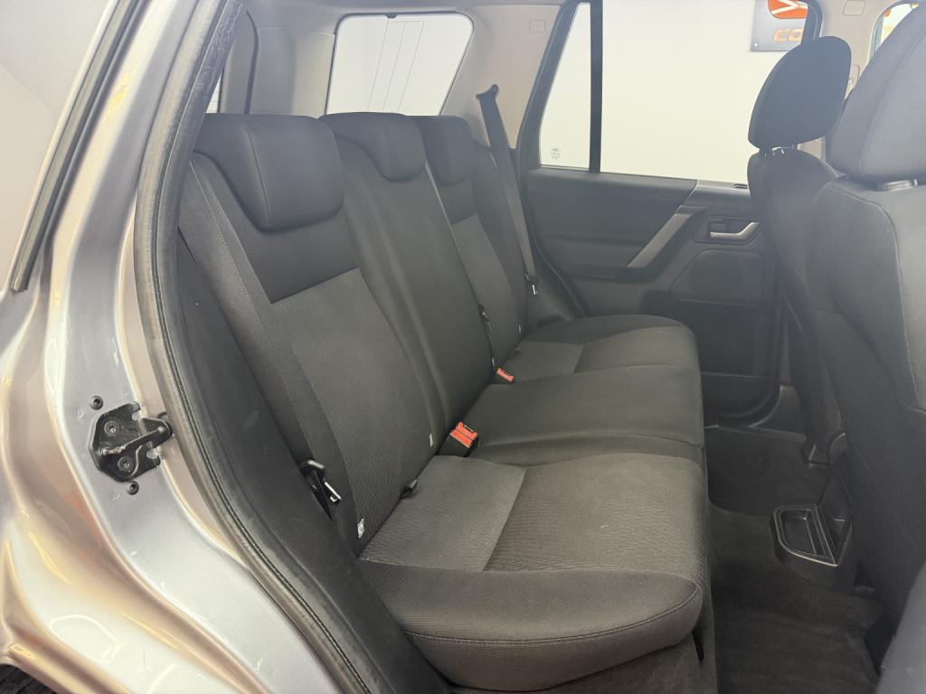 LAND ROVER FREELANDER 2