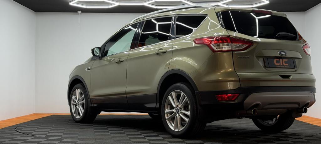 FORD KUGA