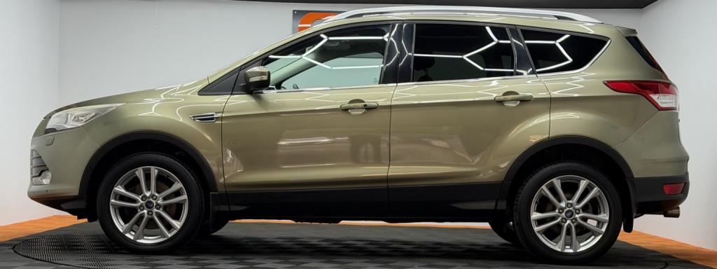 FORD KUGA