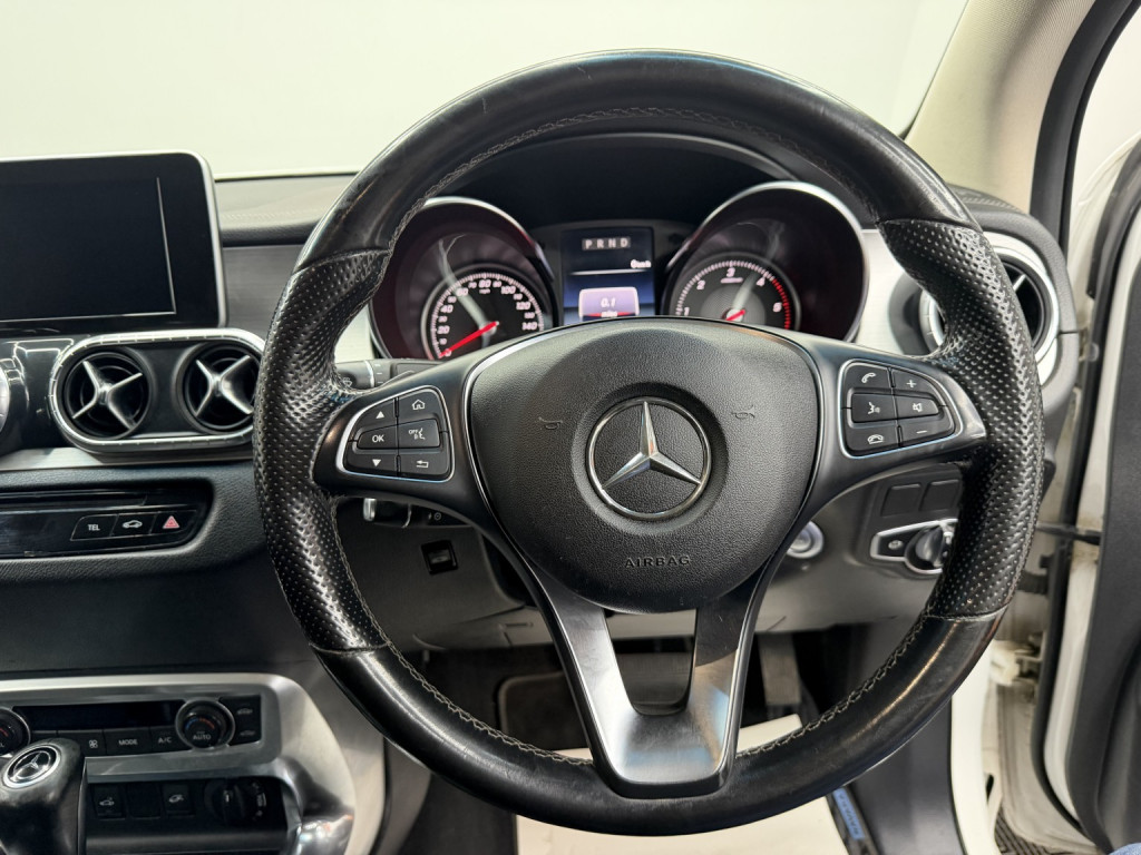 MERCEDES-BENZ X CLASS