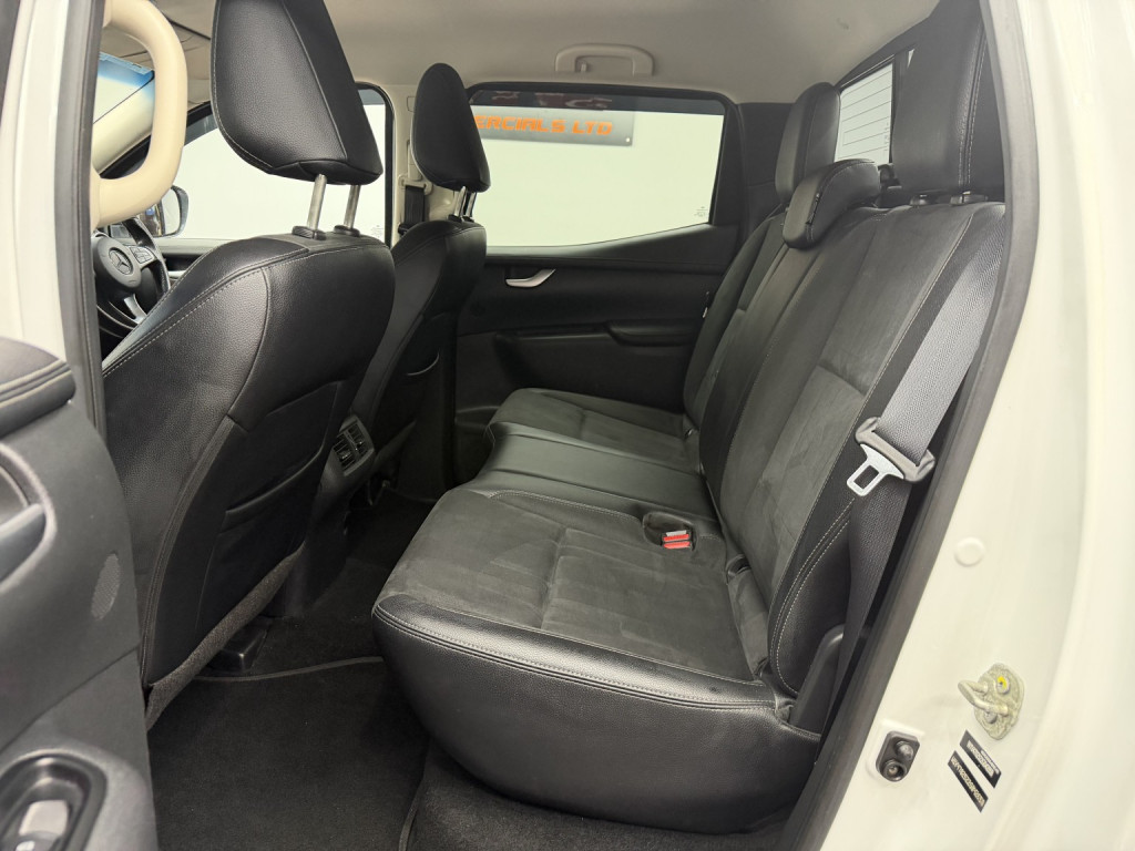 MERCEDES-BENZ X CLASS