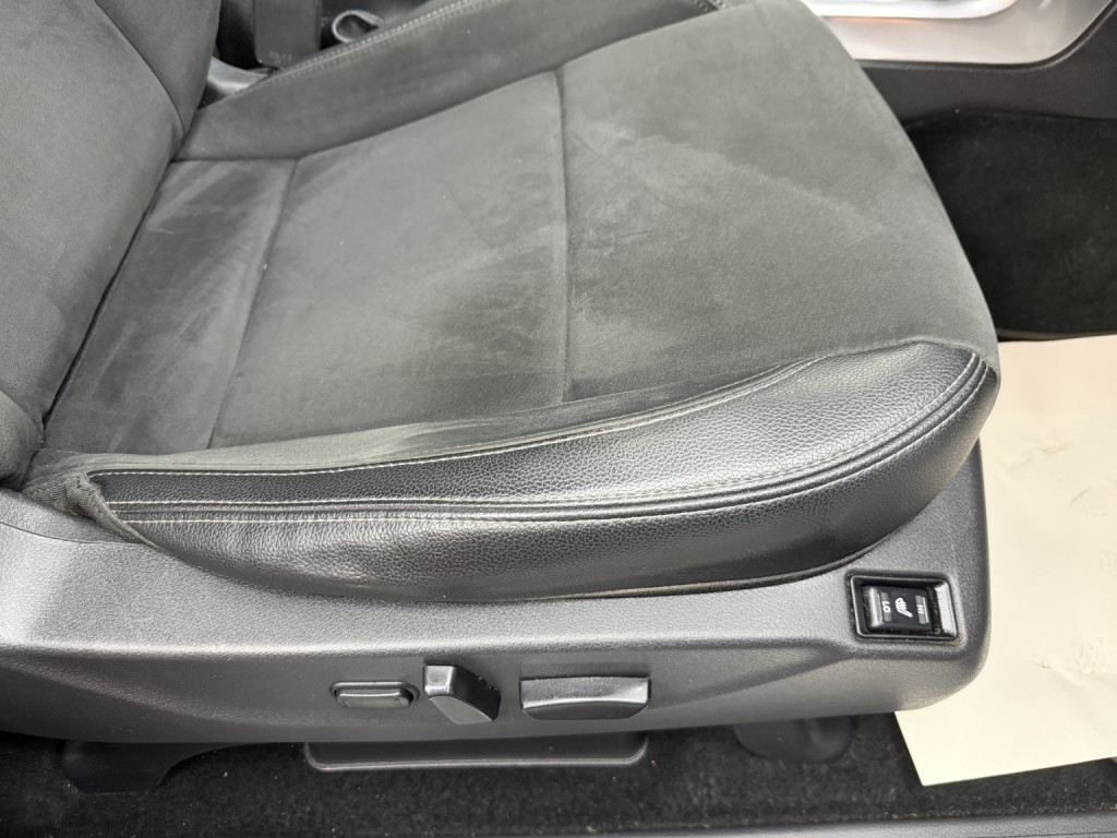 MERCEDES-BENZ X CLASS