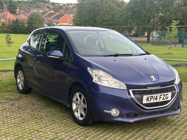 PEUGEOT 208 1.2 VTi Active