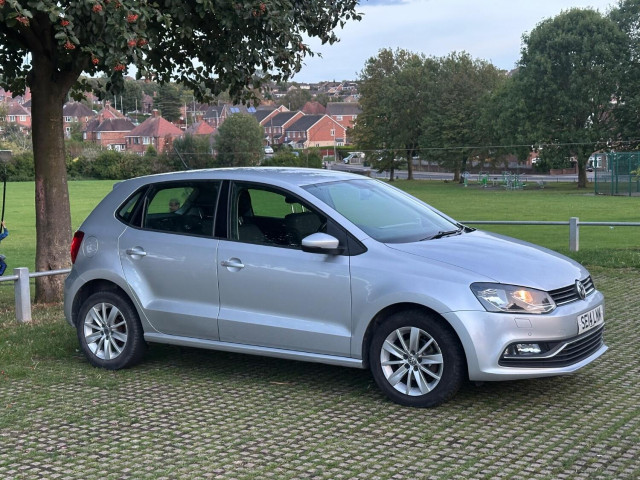 VOLKSWAGEN POLO 1.0 BlueMotion Tech SE