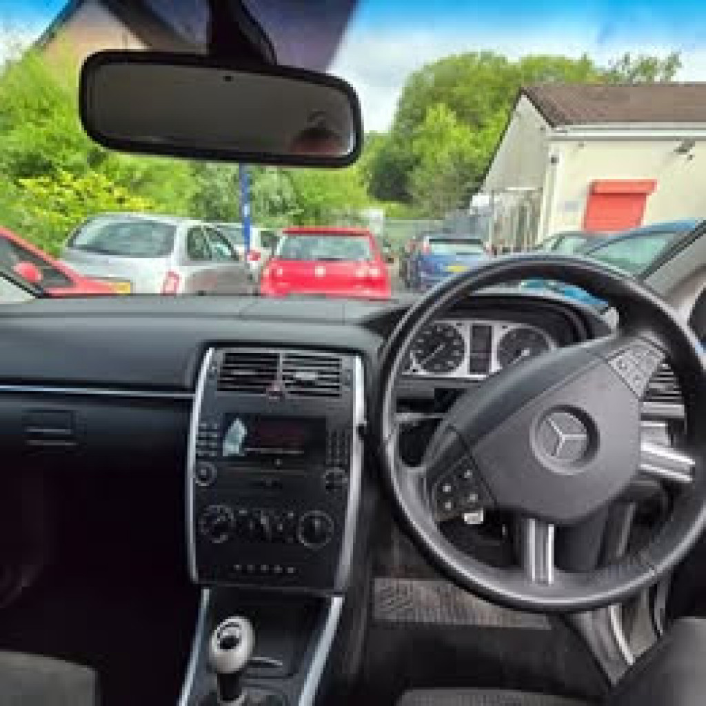 MERCEDES-BENZ B CLASS