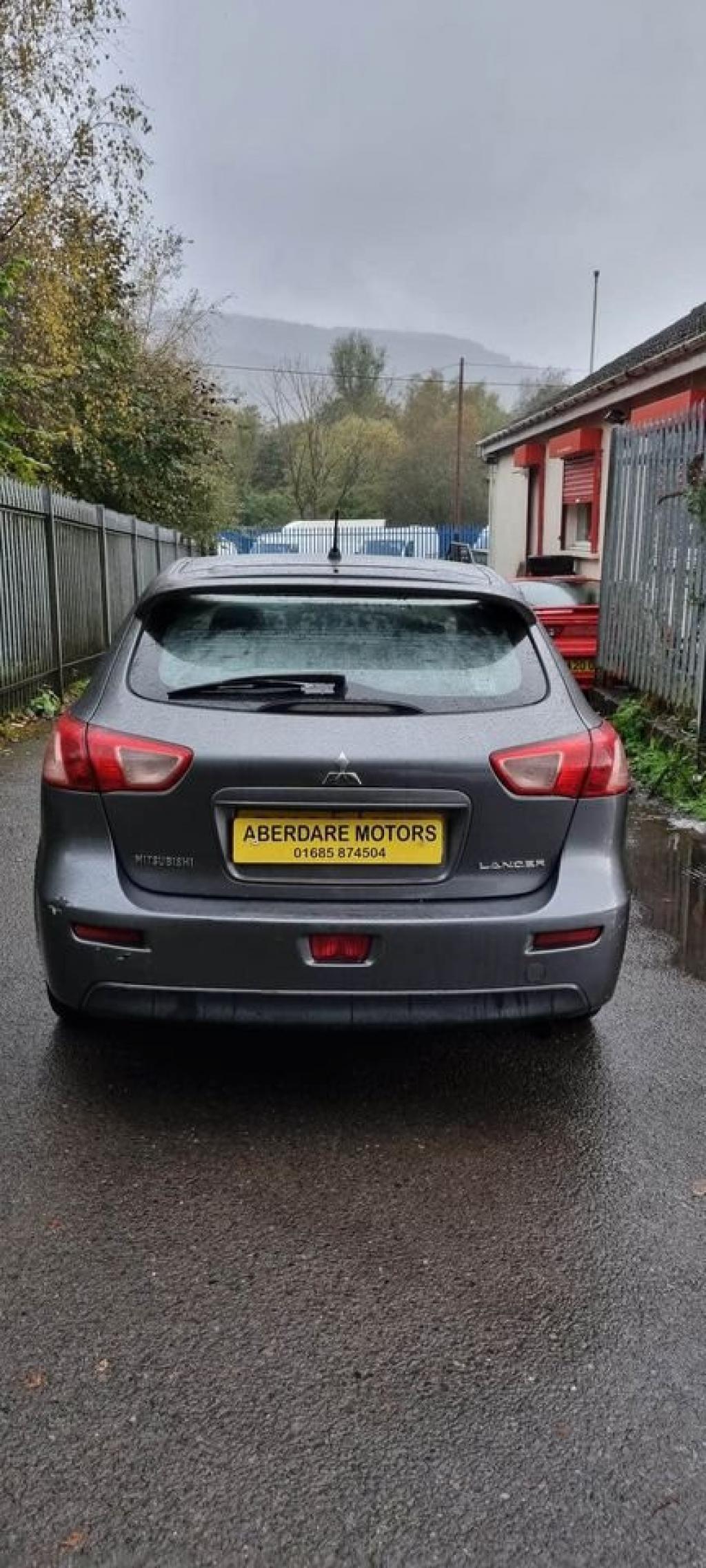 MITSUBISHI LANCER