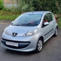PEUGEOT 107