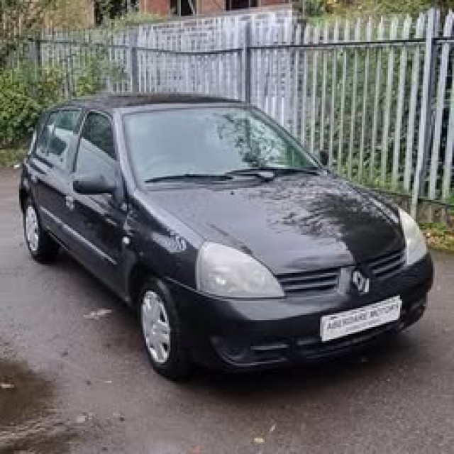 RENAULT CLIO