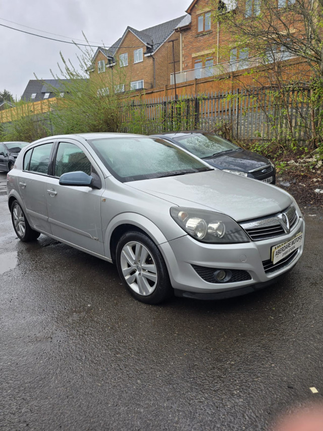 VAUXHALL ASTRA