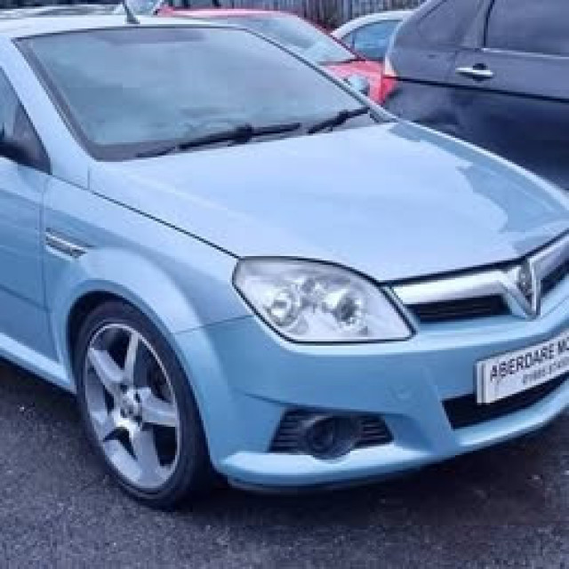VAUXHALL TIGRA