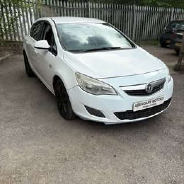 VAUXHALL ASTRA