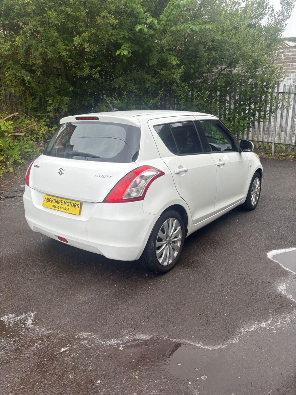 SUZUKI SWIFT