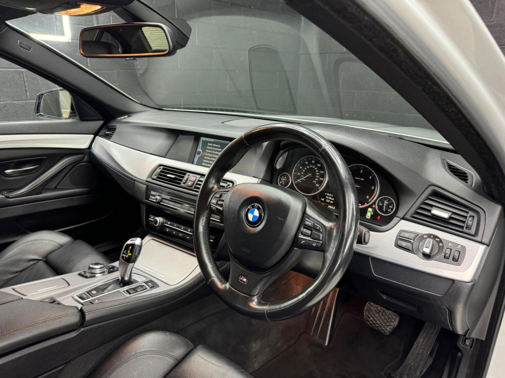 BMW 5 SERIES