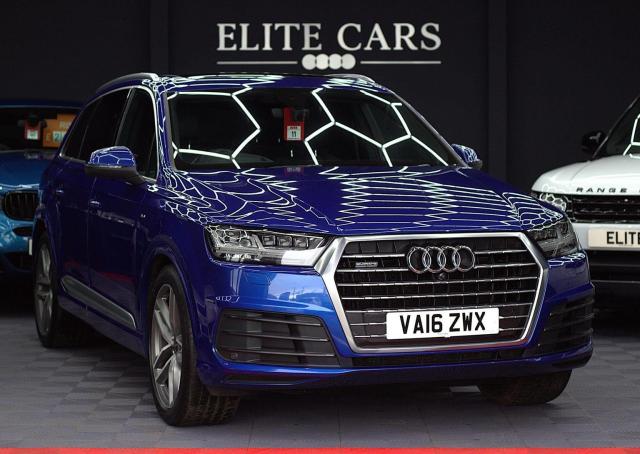 AUDI Q7