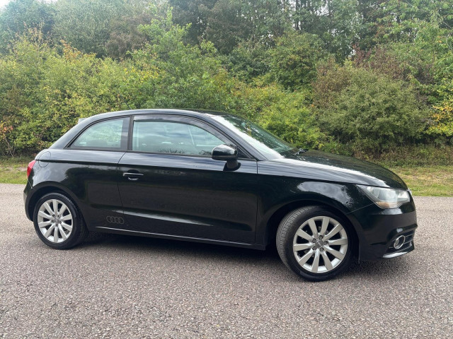 AUDI