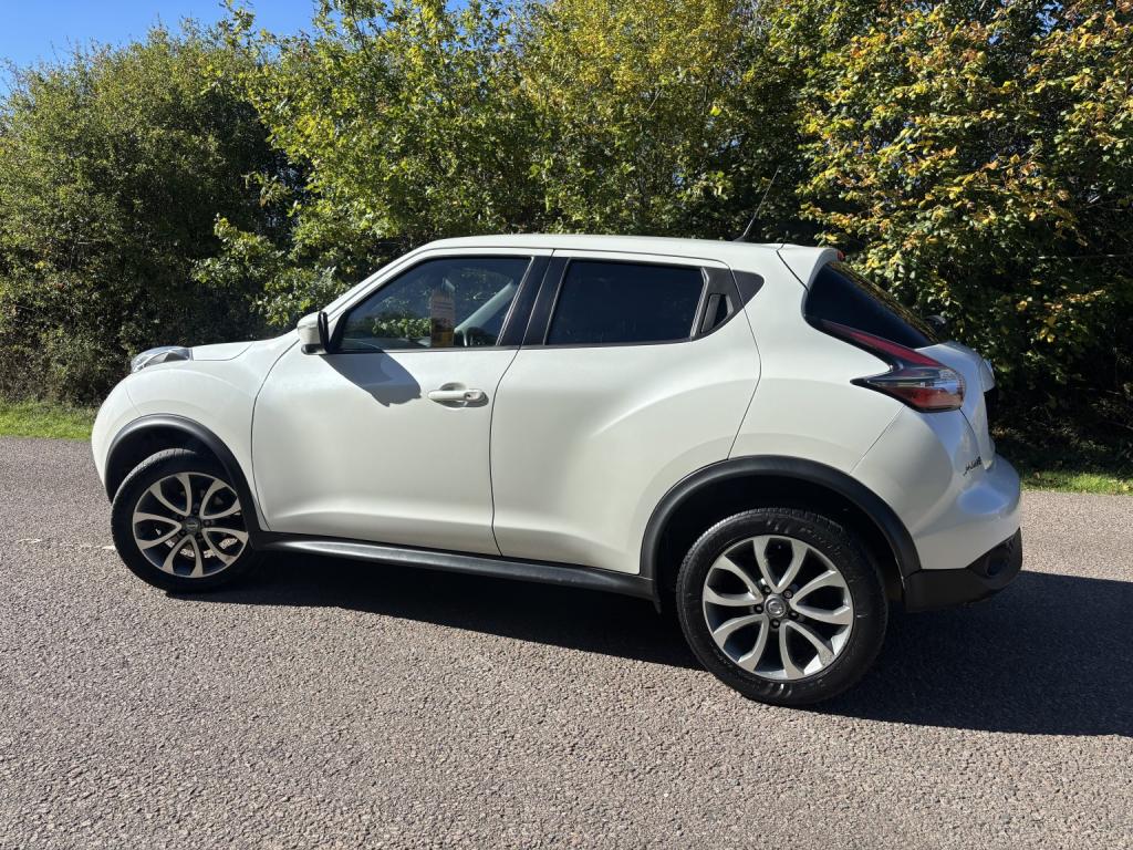 NISSAN JUKE