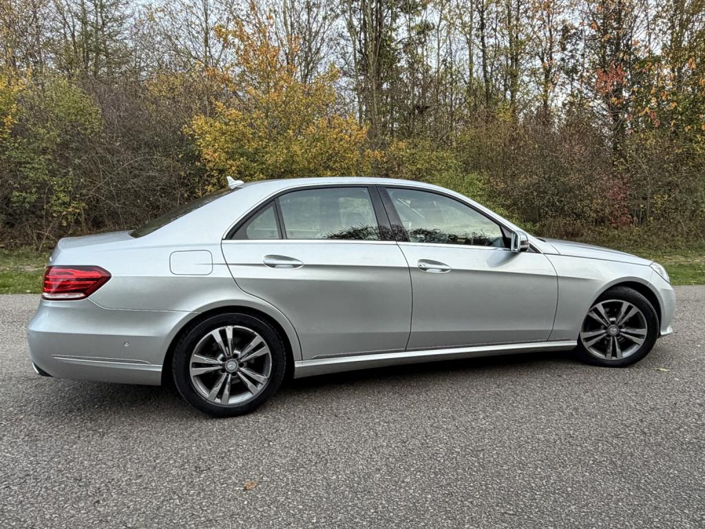 MERCEDES-BENZ E CLASS