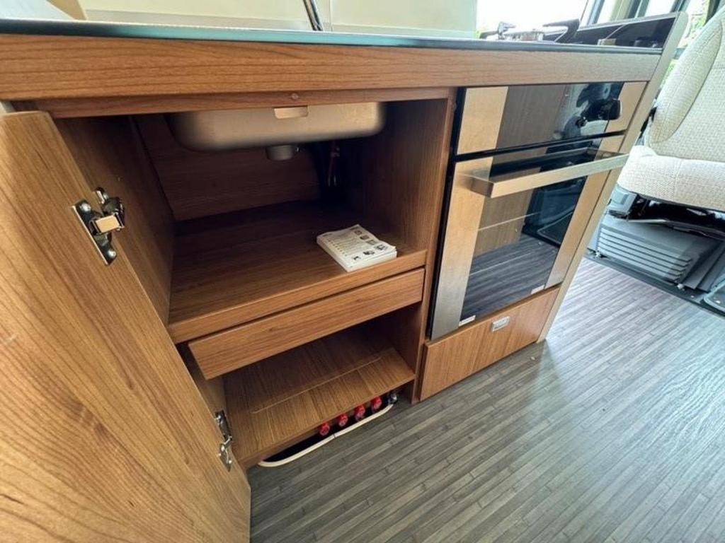 AUTO-TRAIL V LINE 610 SPORT