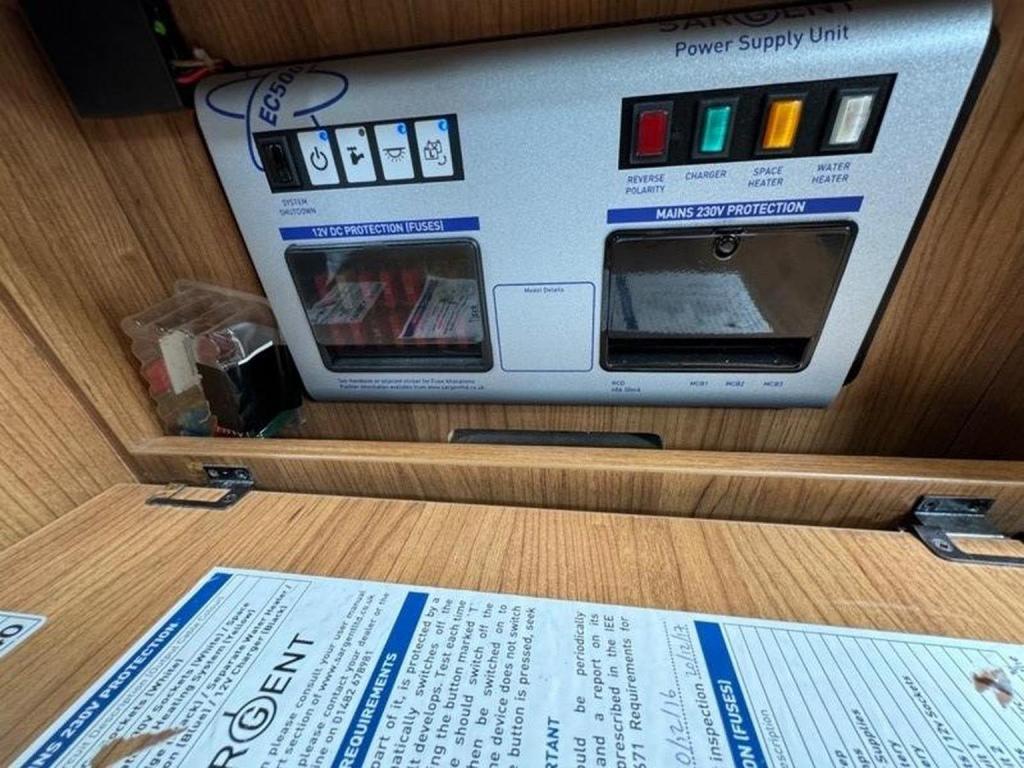 AUTO-TRAIL V LINE 610 SPORT