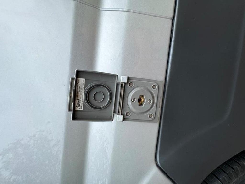 AUTO-TRAIL V LINE 610 SPORT