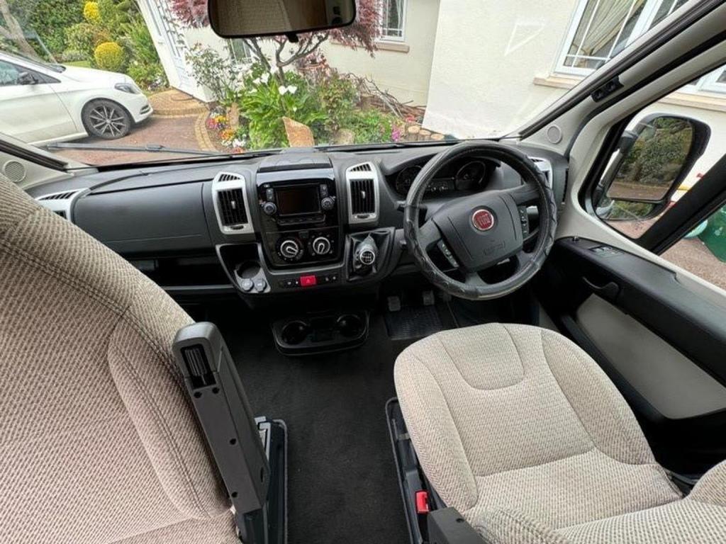 AUTO-TRAIL V LINE 610 SPORT