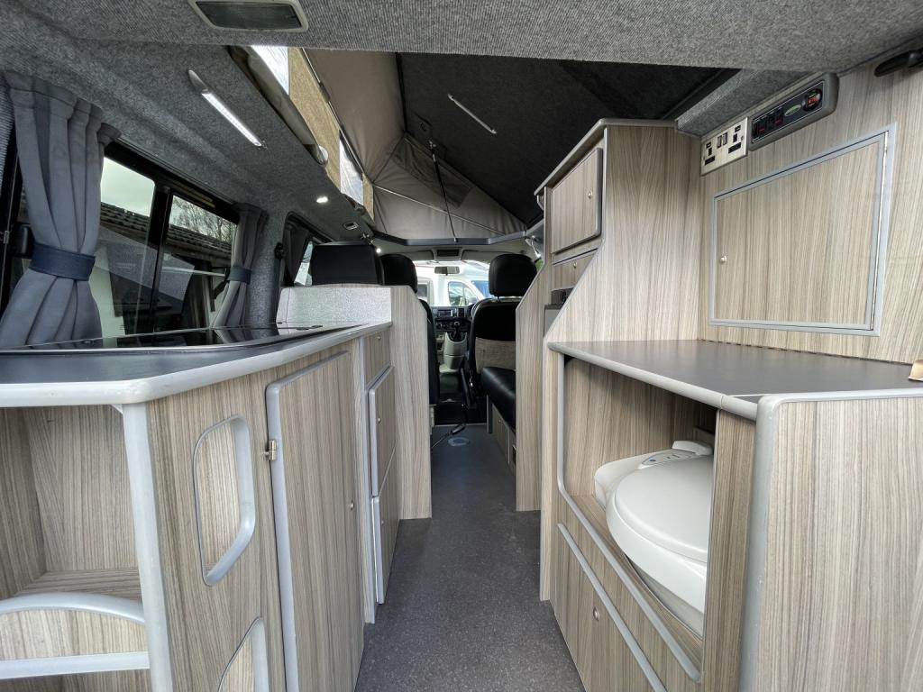 VOLKSWAGEN LEISUREDRIVE VIVANTE