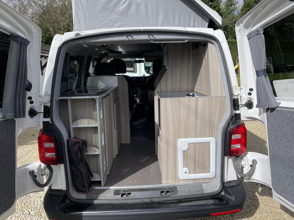 VOLKSWAGEN LEISUREDRIVE VIVANTE