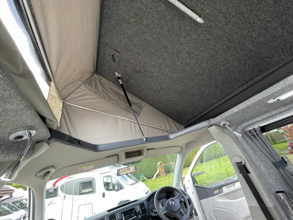 VOLKSWAGEN LEISUREDRIVE VIVANTE