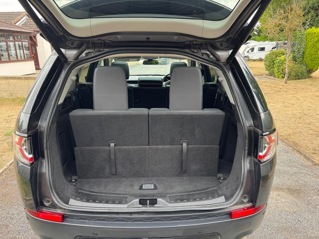 LAND ROVER DISCOVERY SPORT