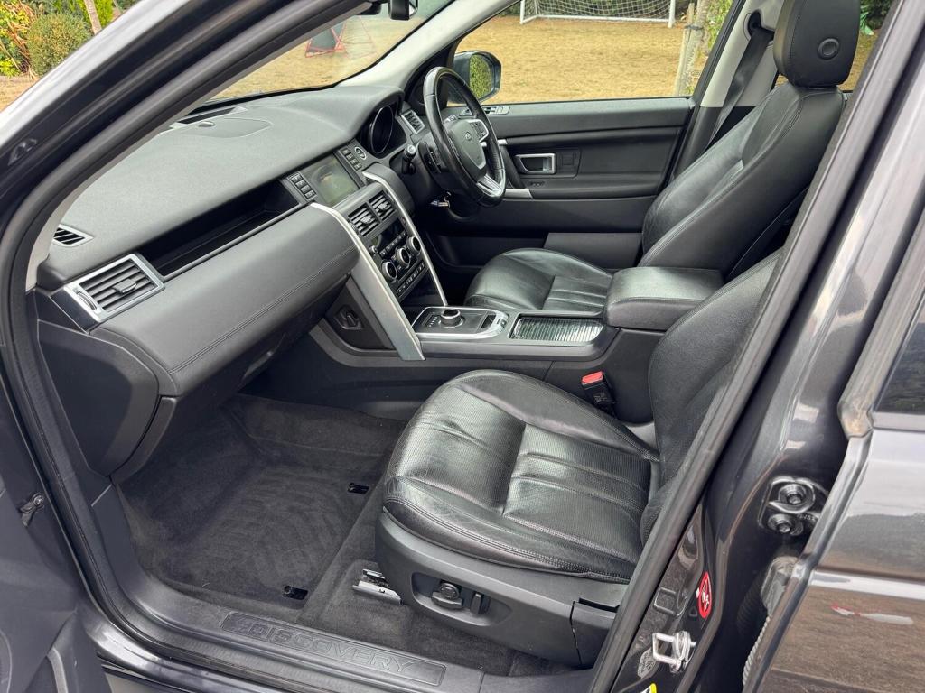 LAND ROVER DISCOVERY SPORT