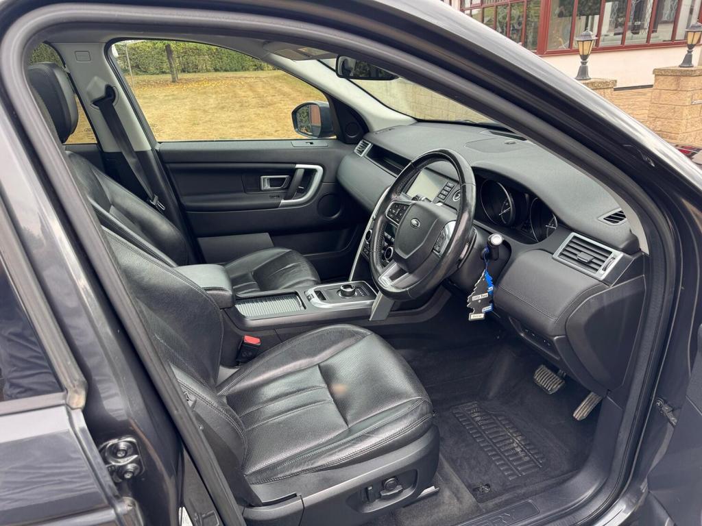 LAND ROVER DISCOVERY SPORT