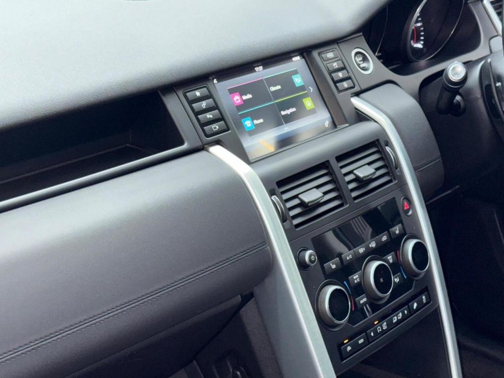 LAND ROVER DISCOVERY SPORT