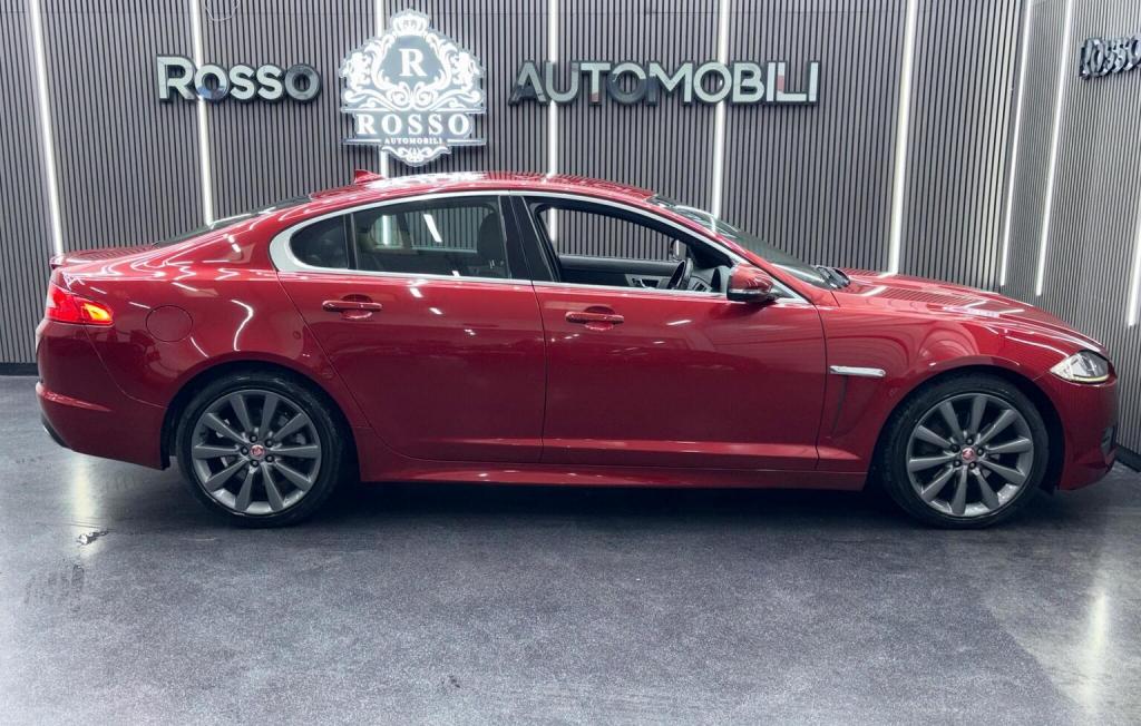 JAGUAR XF