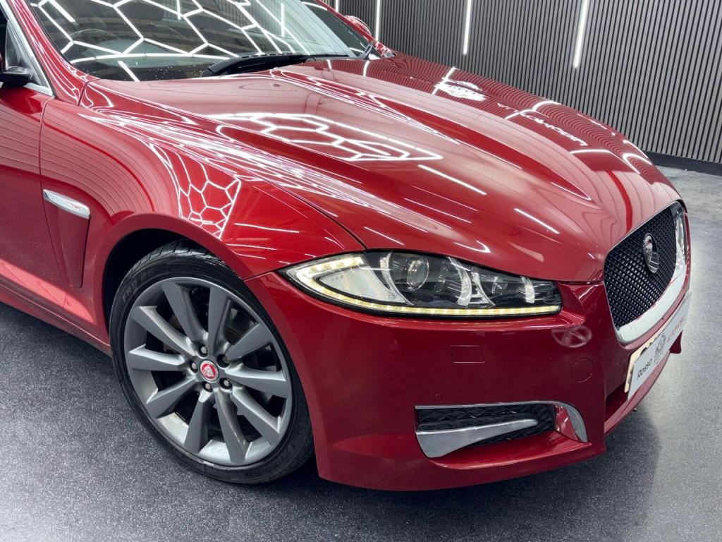 JAGUAR XF