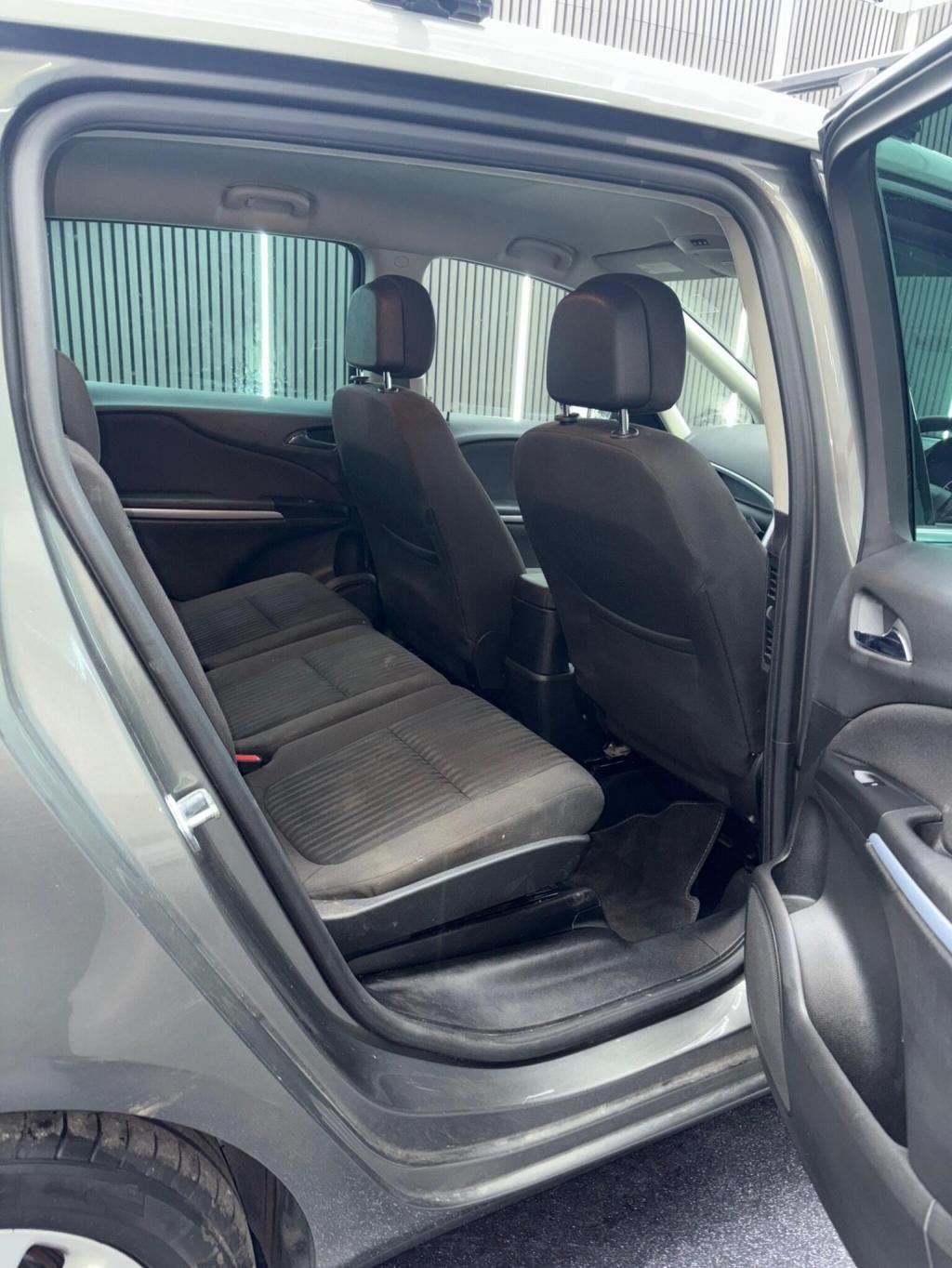 VAUXHALL ZAFIRA TOURER