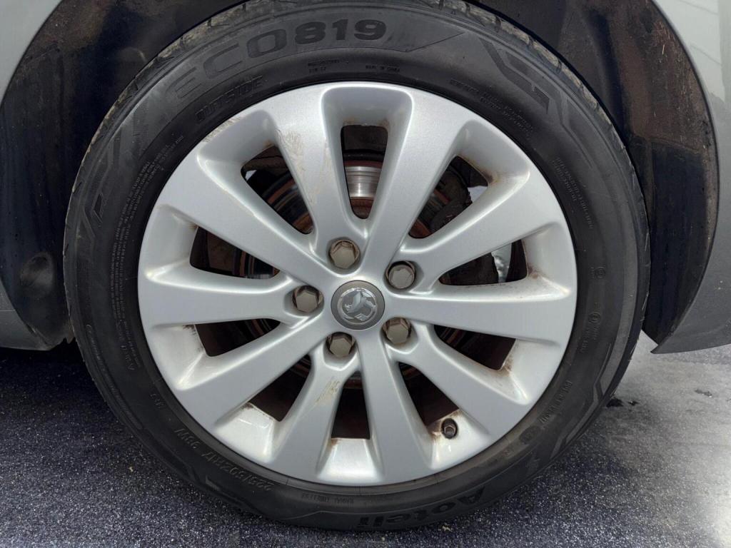 VAUXHALL ZAFIRA TOURER