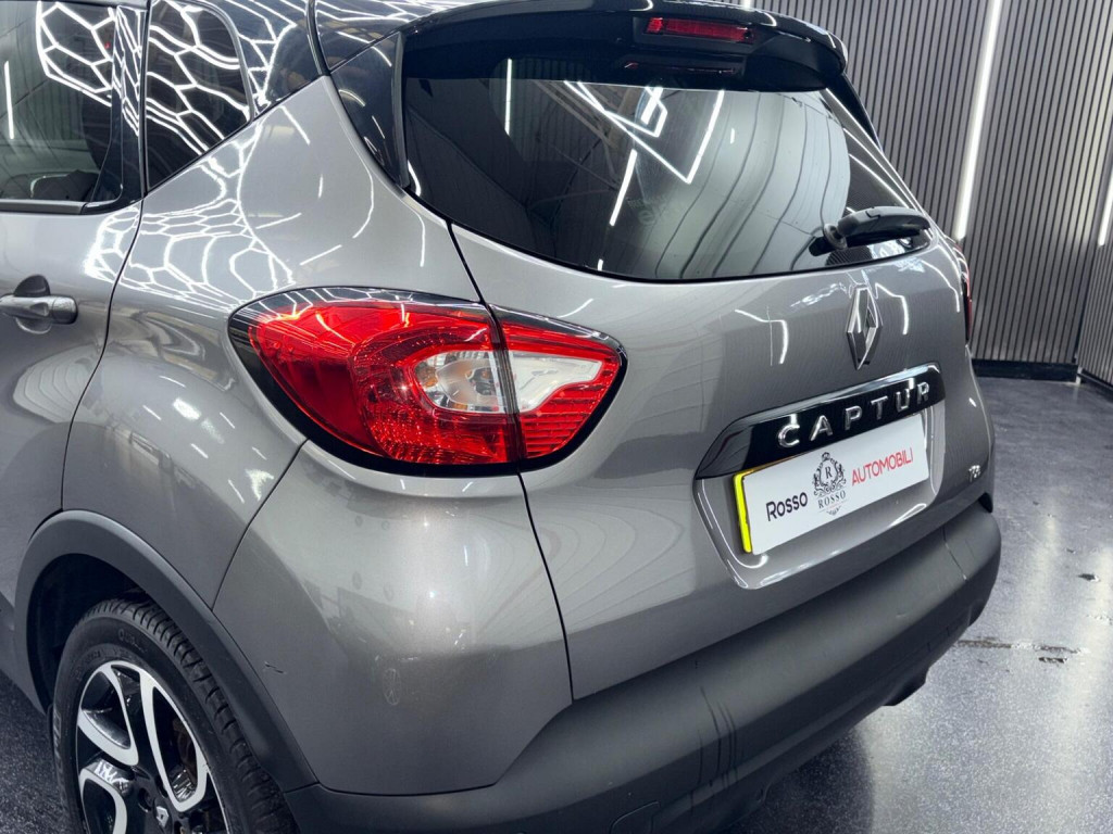 RENAULT CAPTUR