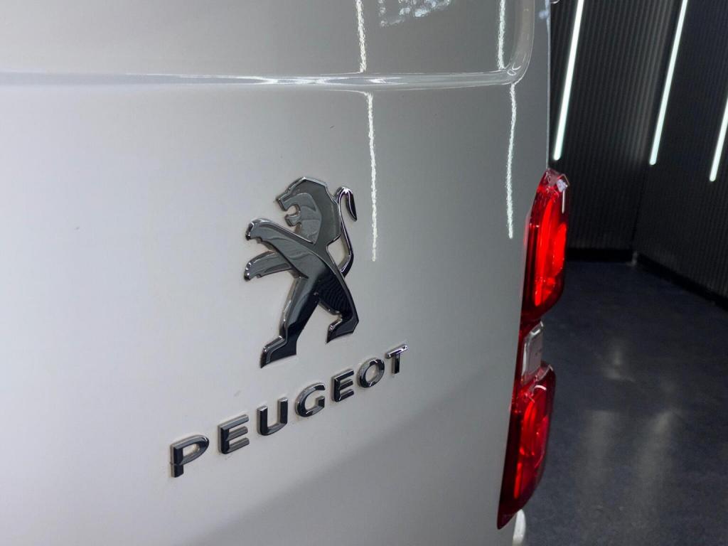 PEUGEOT EXPERT