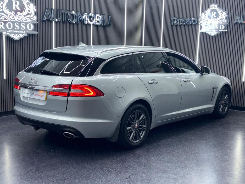 JAGUAR XF