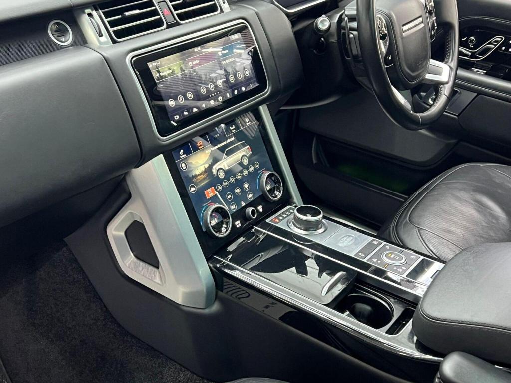 LAND ROVER RANGE ROVER