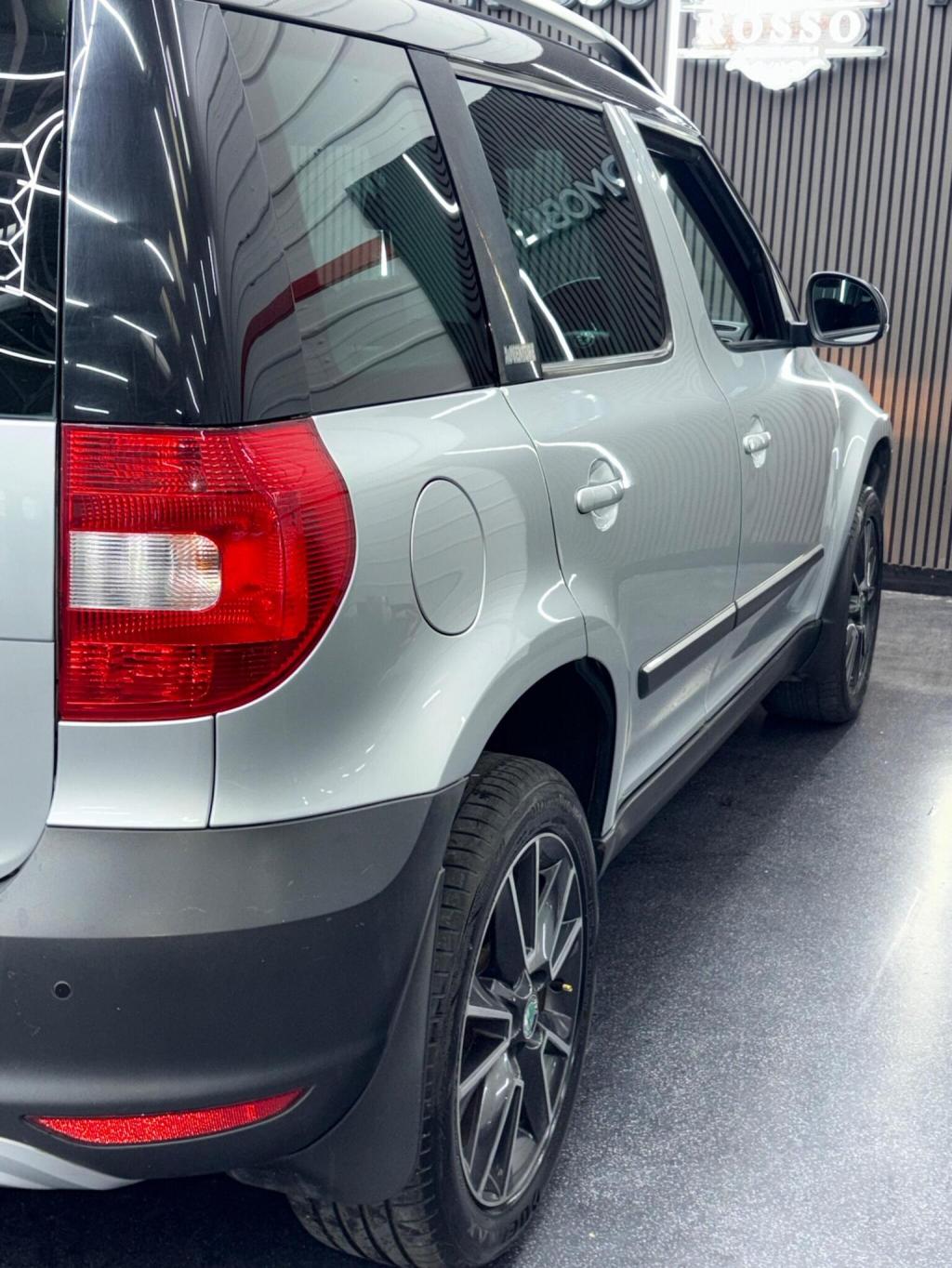 SKODA YETI