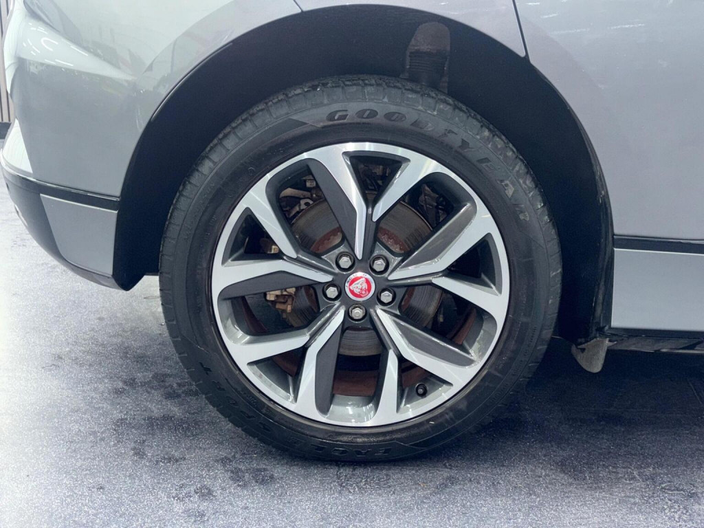 JAGUAR I-Pace
