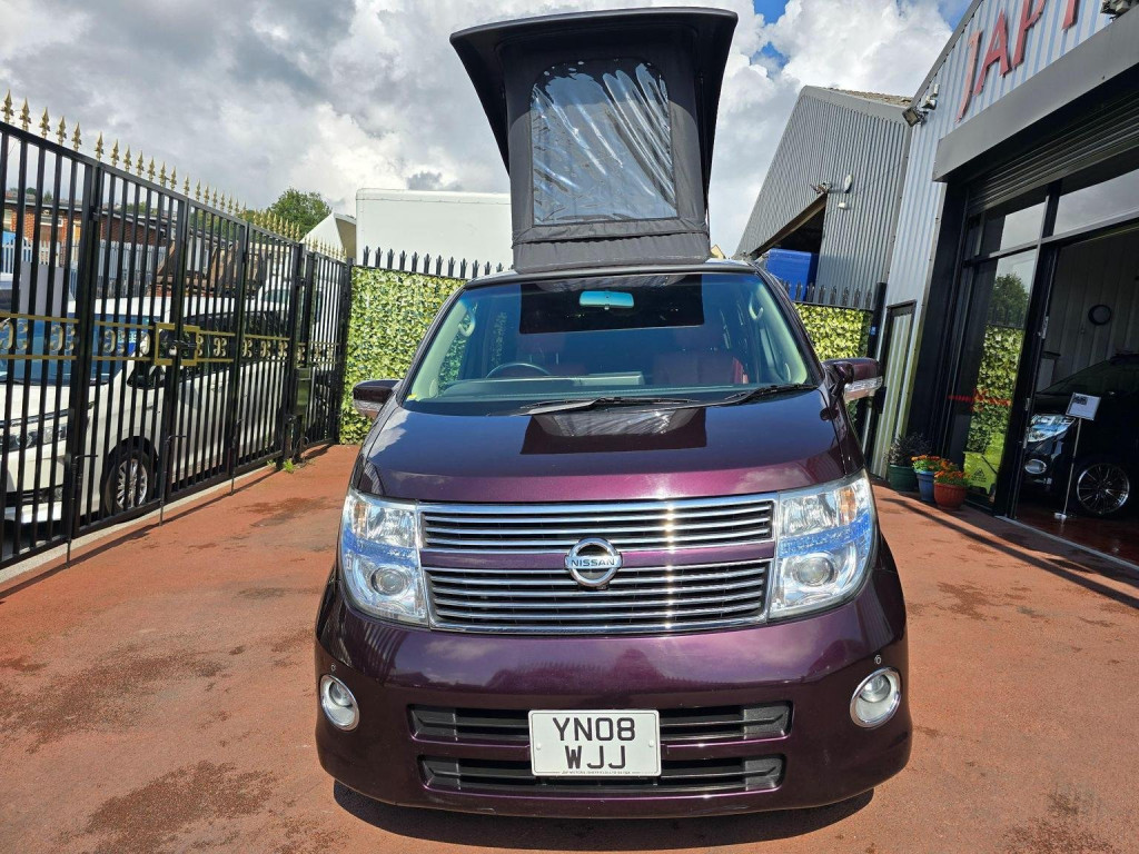 NISSAN ELGRAND